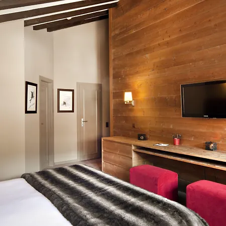 Vanessa Hotel