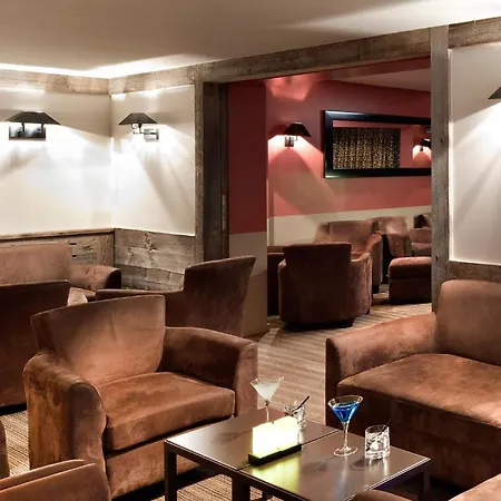 Vanessa Hotel