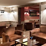 Vanessa Hotel