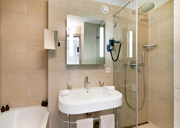 凡妮莎酒店 酒店 韦尔比耶